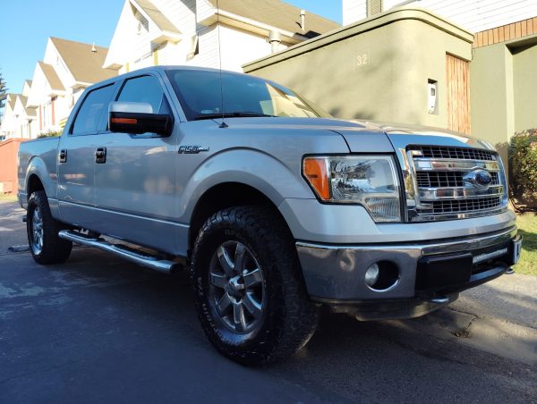 FORD F-150 5.0 AT 4X4 AÑO 2013 - Imagen 8