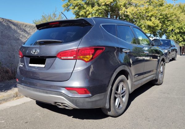 Z VENDIDO HYUNDAI SANTA FE GLS AUTOMÁTICA AÑO 2018 VALOR $14.880.000.- - Imagen 7