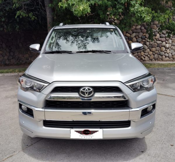 Z VENDIDO TOYOTA 4 RUNNER LIMITED 4X2 1017 UN DUEÑO - Imagen 9