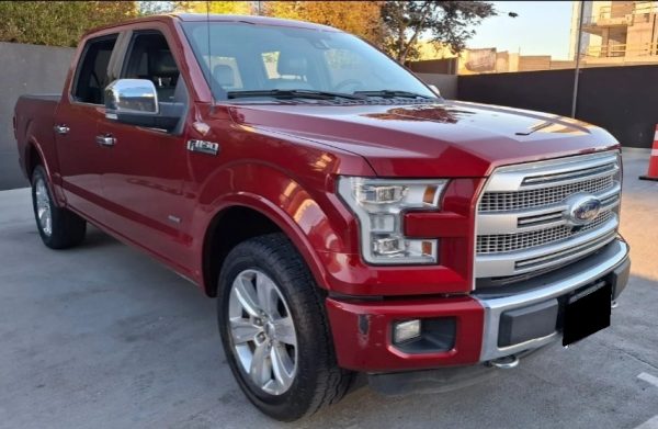 FORD F-150 PLATINIUM 4X4 AÑO 2017 VALOR $22.980.000.- - Imagen 2