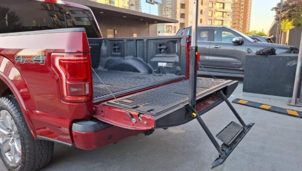 FORD F-150 PLATINIUM 4X4 AÑO 2017 VALOR $22.980.000.- - Imagen 16