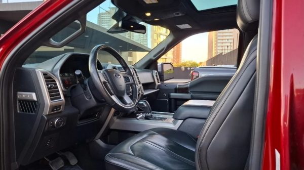 FORD F-150 PLATINIUM 4X4 AÑO 2017 VALOR $22.980.000.- - Imagen 7