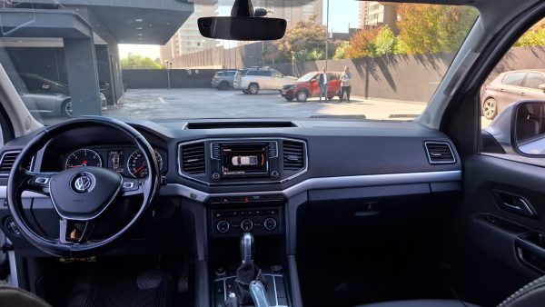 Z VENDIDA VOLKSWAGEN AMAROK HIGHLINE 4X4 2018 $18.980.000.- - Imagen 9