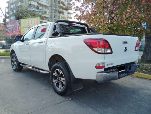 Z VENDIDA MAZDA BT50 4X4 DCAB SDX 2.2 AÑO 2018 $14.880.000.- - Imagen 4