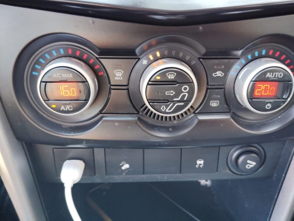 Z VENDIDA MAZDA BT50 4X4 DCAB SDX 2.2 AÑO 2018 $14.880.000.- - Imagen 18