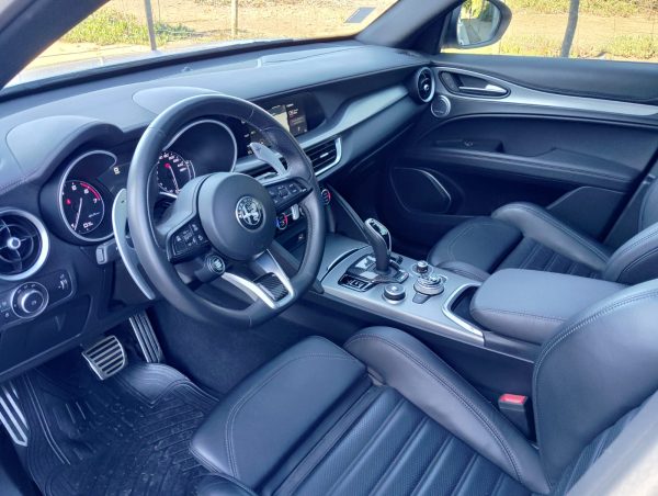 ALFA ROMEO STELVIO SUPER AWD 2023 VALOR $42.980.000.- - Imagen 13