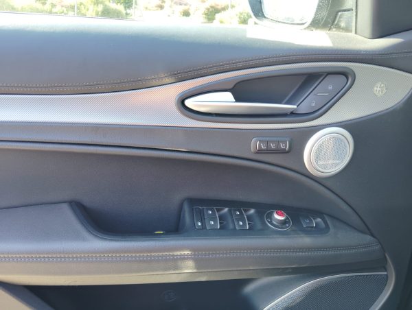 ALFA ROMEO STELVIO VELOCE SUPER AWD 2.0 AUT 2023 VALOR $37.980.000.- - Imagen 9