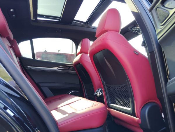 ALFA ROMEO STELVIO VELOCE SUPER AWD 2.0 AUT 2023 VALOR $37.980.000.- - Imagen 24