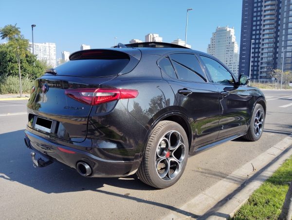 ALFA ROMEO STELVIO VELOCE SUPER AWD 2.0 AUT 2023 VALOR $37.980.000.- - Imagen 6