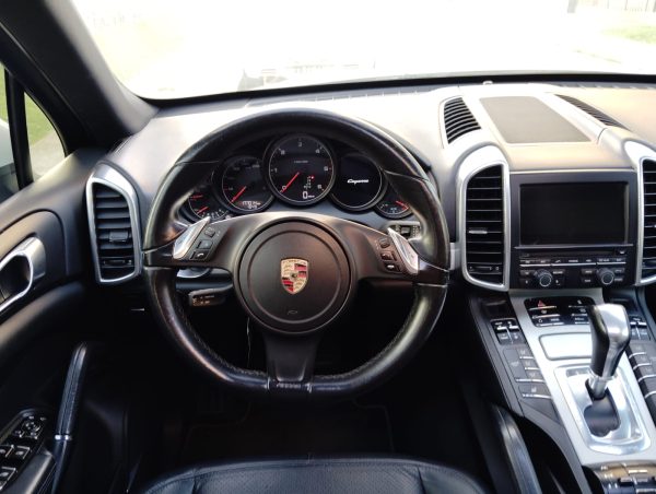 Z VENDIDO PORSCHE CAYENNE 3.0 DIESEL AÑO 2013 VALOR $17.380.000.- - Imagen 19