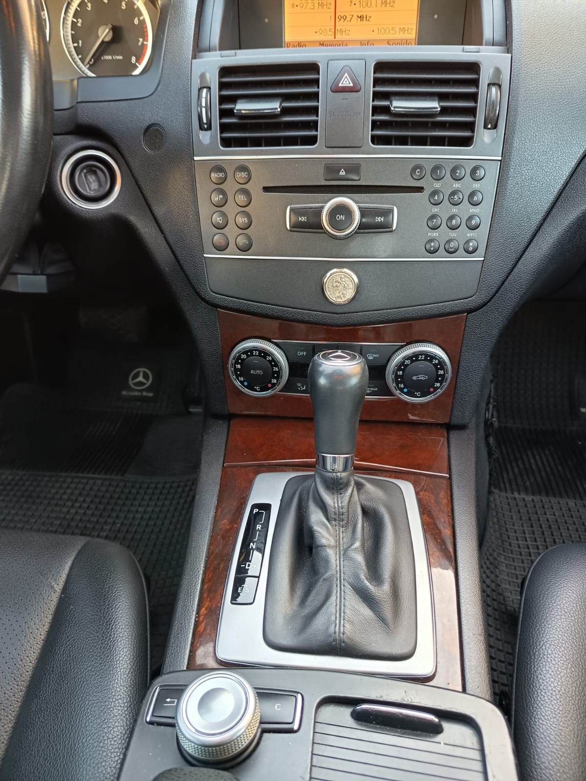 Z VENDIDO MERCEDES BENZ C180 CDI 1.8 AUT AÑO 2011 $7.780.000.- - Imagen 23